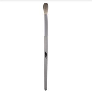 NIB YOUTH FORIA | Blending Makeup Brush Flawless Smooth Transition Soft‎ Gentle